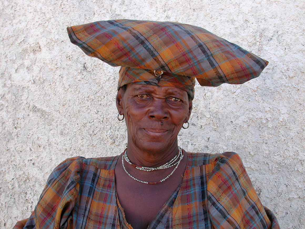 Selma Kasetura, Okahantja